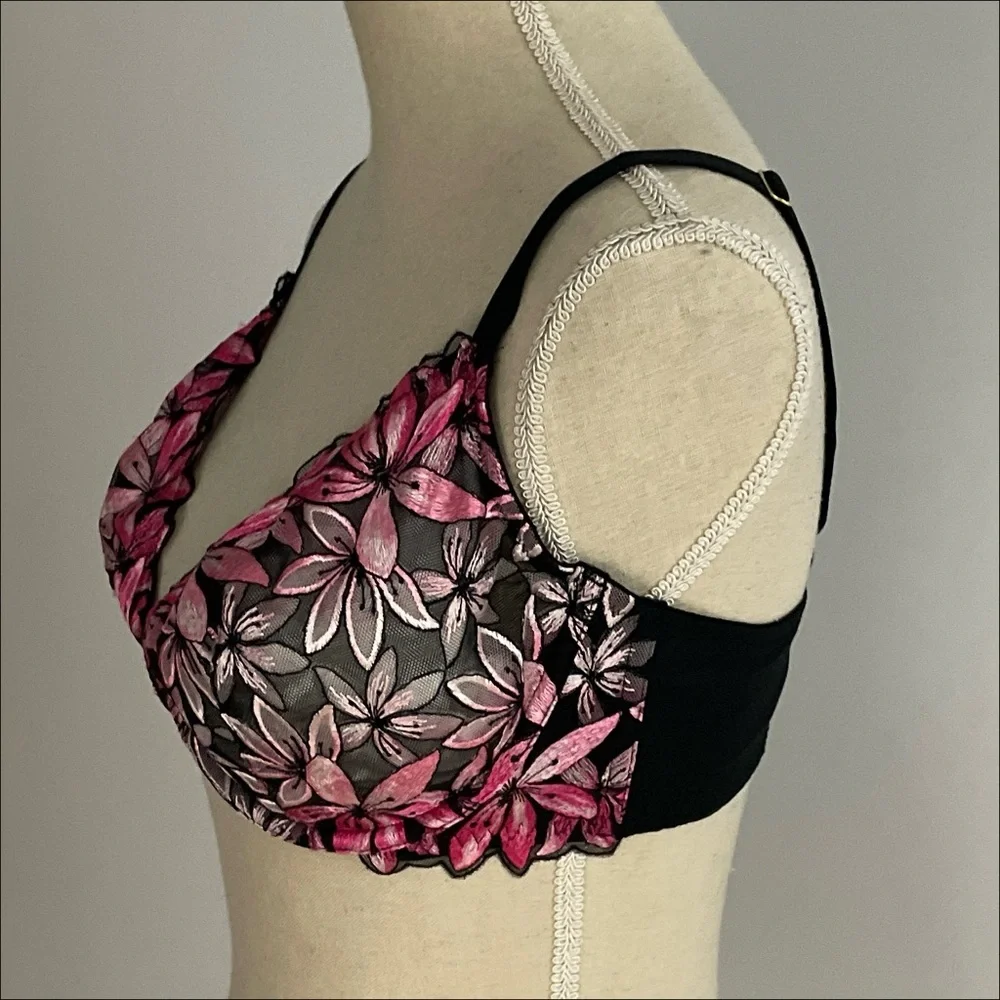 Victoria's Secret Very Sexy Low Cut Demi Bra Size 38D Black Pink Mesh Floral - Picture 3 of 9